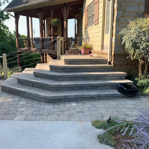 Custom paver patio, Knoxville, Tennessee backyard with entry way steps